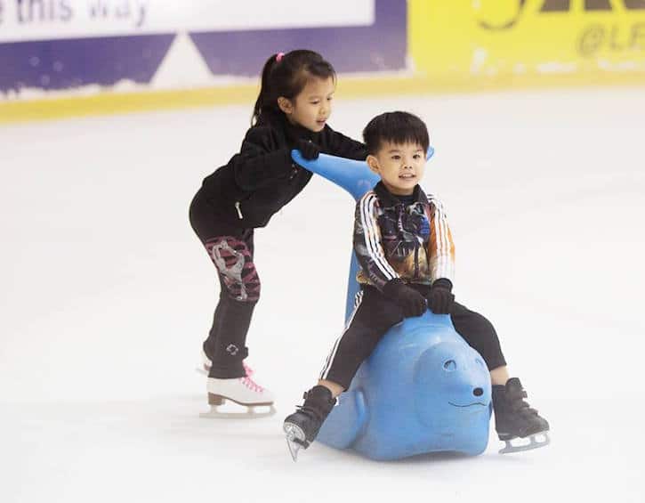 ไปเล่นสเก็ตน้ำแข็งที่ไหนในสิงคโปร์: Kallang Ice World