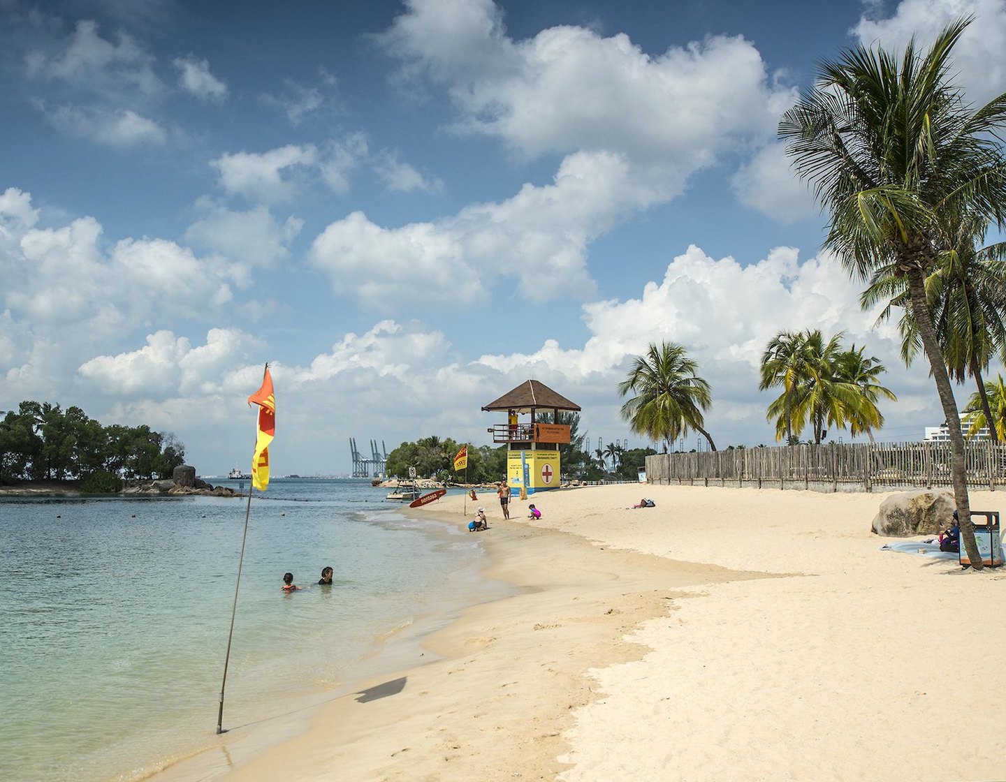 14 ชายหาดที่ดีที่สุดของสิงคโปร์ในสิงคโปร์