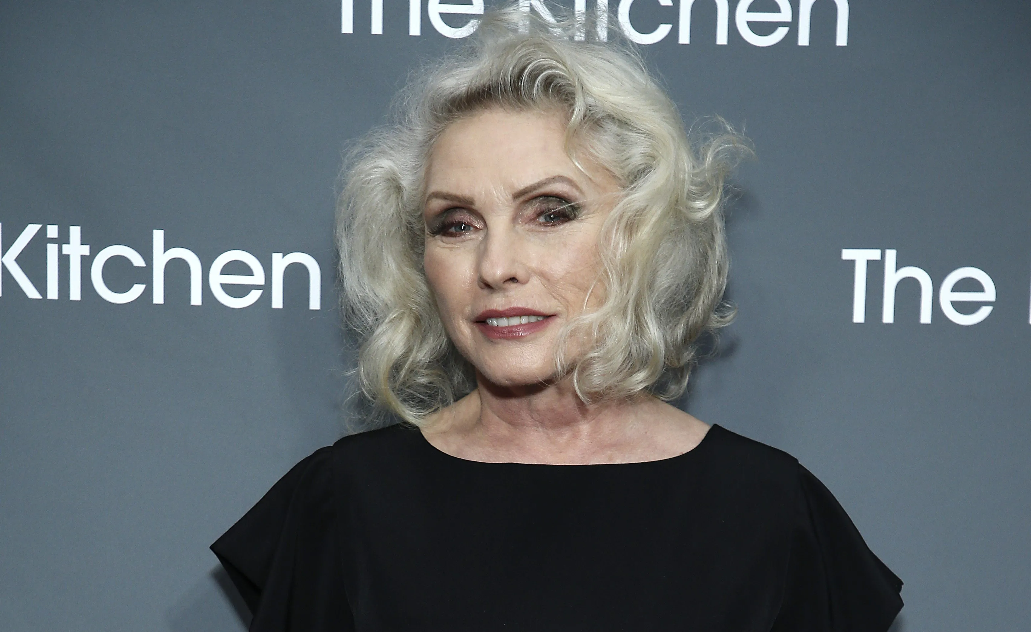 黛比·哈利（Debbie Harry）的愛情生活：從克里斯·斯坦（Chris Stein）浪漫史到79歲的獨奏