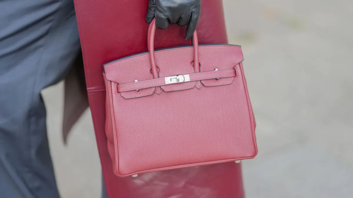 Viral Walmart Birkin Bag Dupe ก่อให้เกิดการถกเถียงครั้งใหญ่ทางออนไลน์ แม้ว่ารายการสินค้าจะถูกลบออกไปแล้วก็ตาม